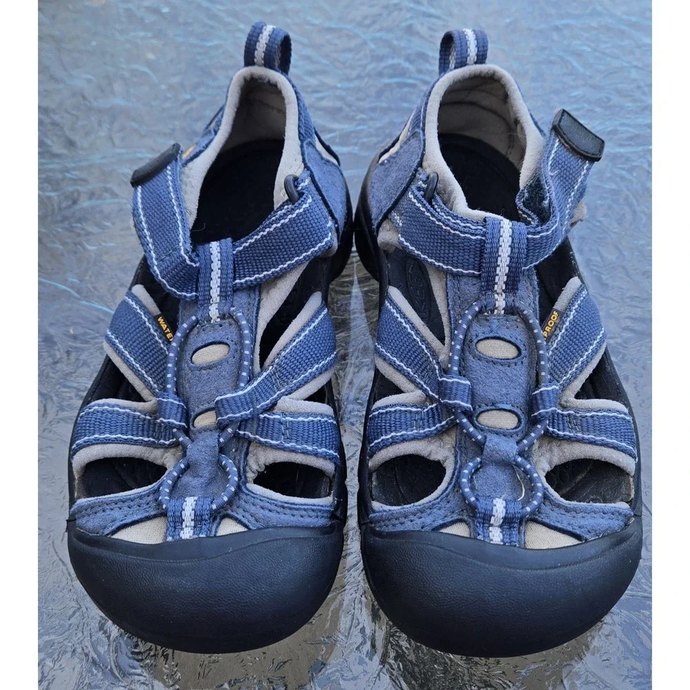 Keen Sandal Kids Size 1  Blue